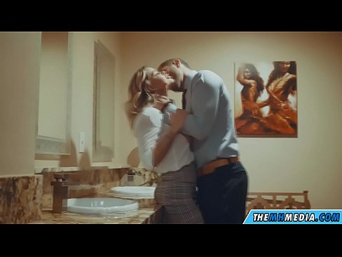 ❤️ Калі грудастая бландынка спакушае цябе ў грамадскім туалете ❌ Сэкс-відэа у нас be.villagesexvideos.ru ️❤